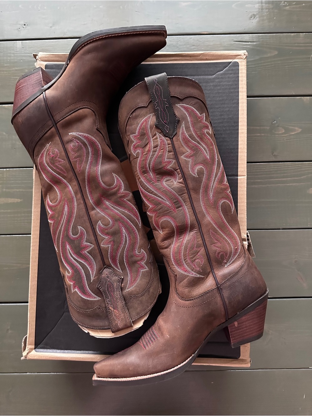 Ariat Showstopper Distressed Brown X-Toe Tall Western Cowgirl Boots Size 7B